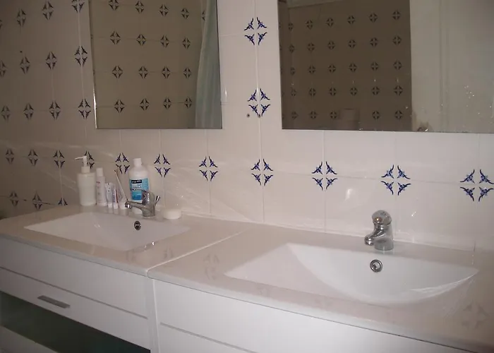 Bed & Breakfast Lisbon Design Hostel 3*